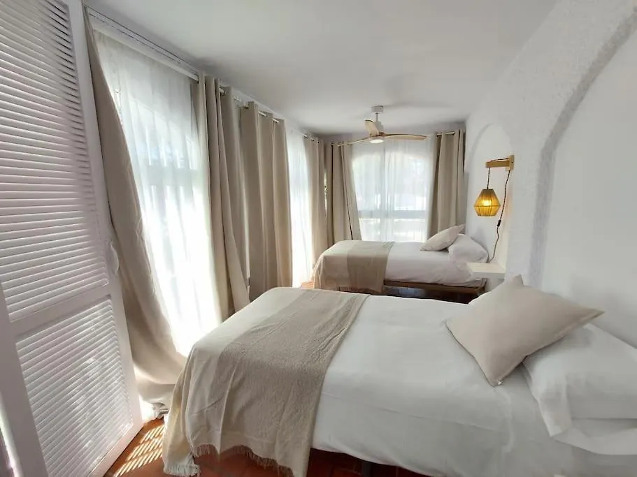 Nuevo Villa Beatriz Caleta Beach Front Beach Velez Malaga Holiday home