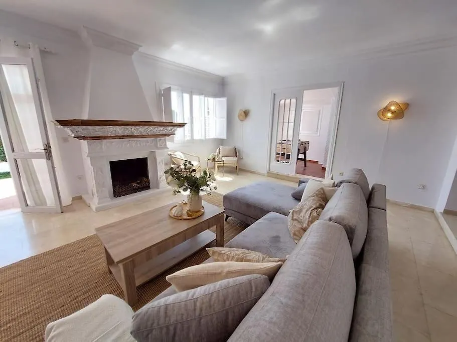 Nuevo Villa Beatriz Caleta Beach Front Beach Velez Malaga 0*,  Spain